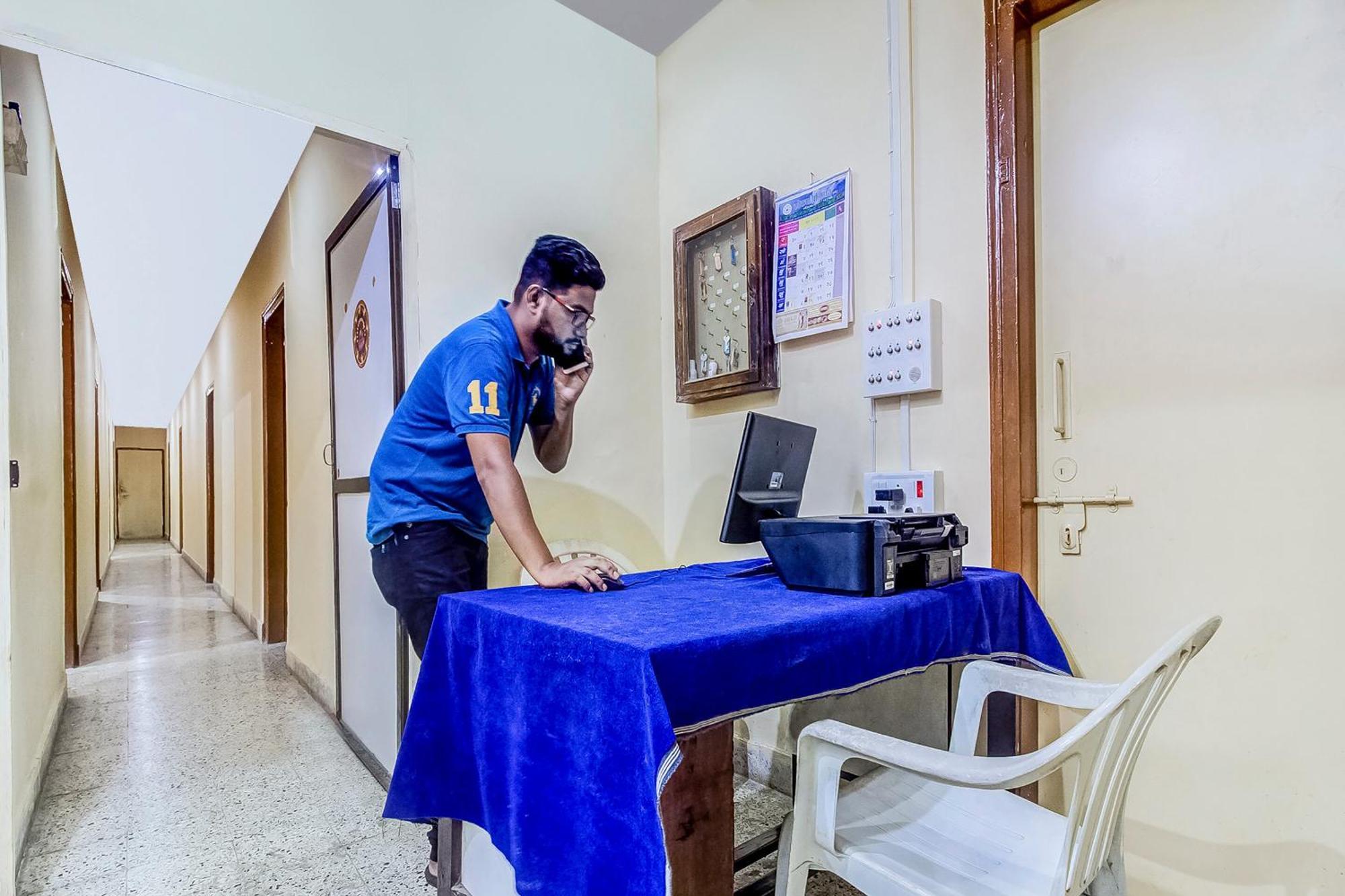 Hotel O New Ushakal Lodging & Boarding Nirmal  Buitenkant foto