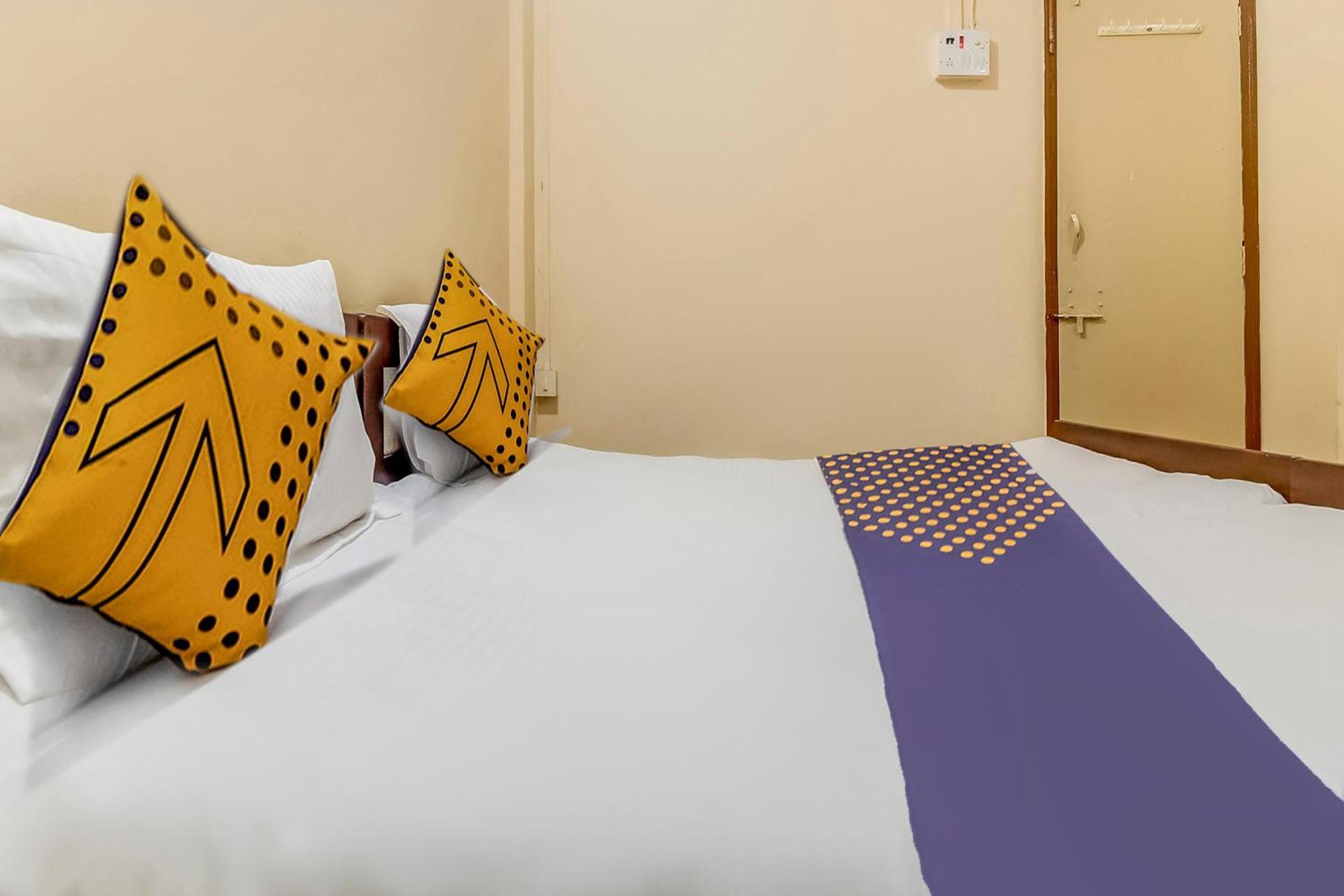 Hotel O New Ushakal Lodging & Boarding Nirmal  Buitenkant foto